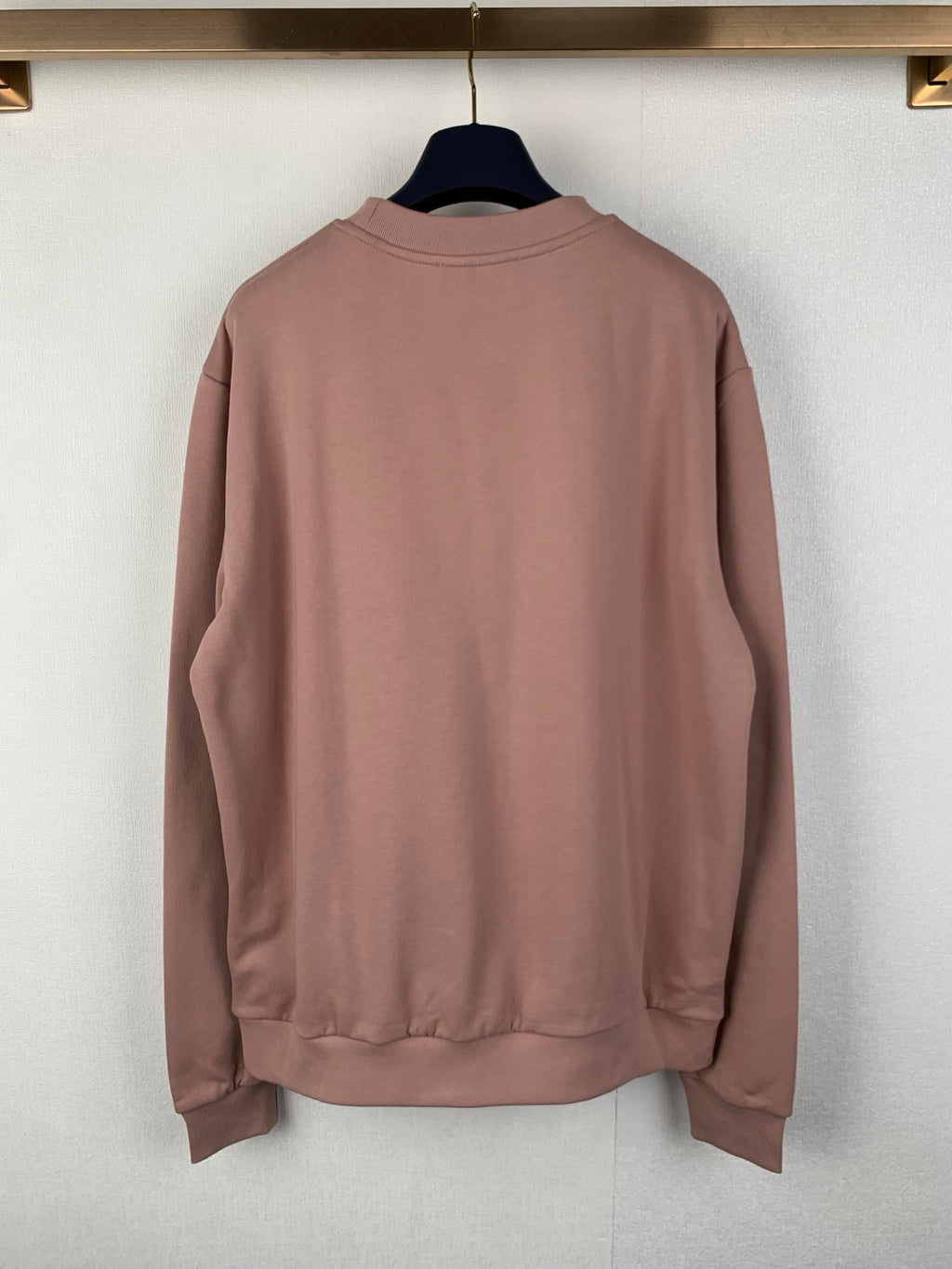 Louis Vuitton crewneck sweatshirt back view, long sleeves, mauve pink