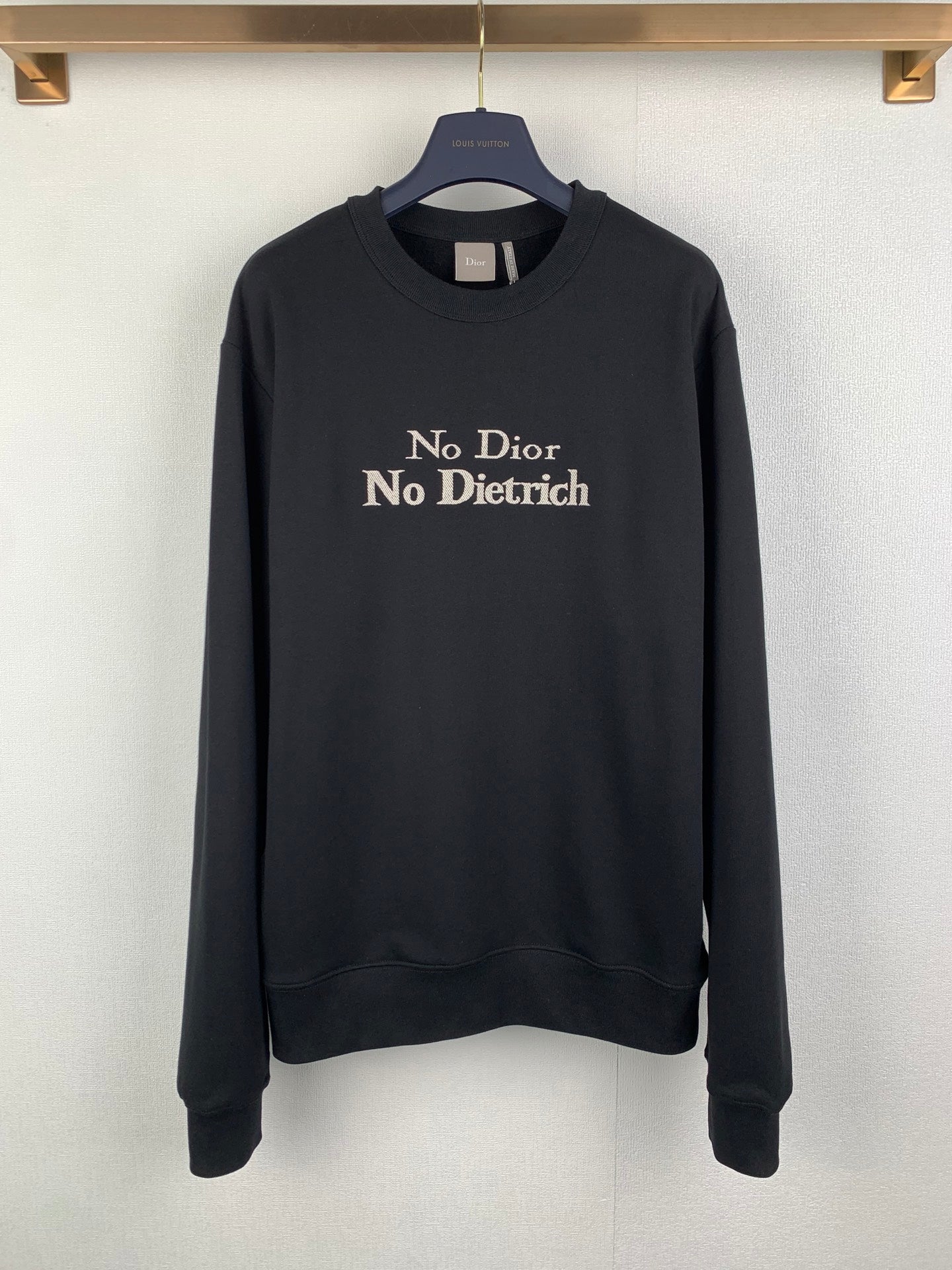 Black crewneck sweatshirt with gold “No Dior No Dietrich” front print