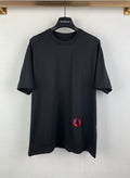 Short-sleeve crewneck T-shirt in dark charcoal with small chest logo graphic