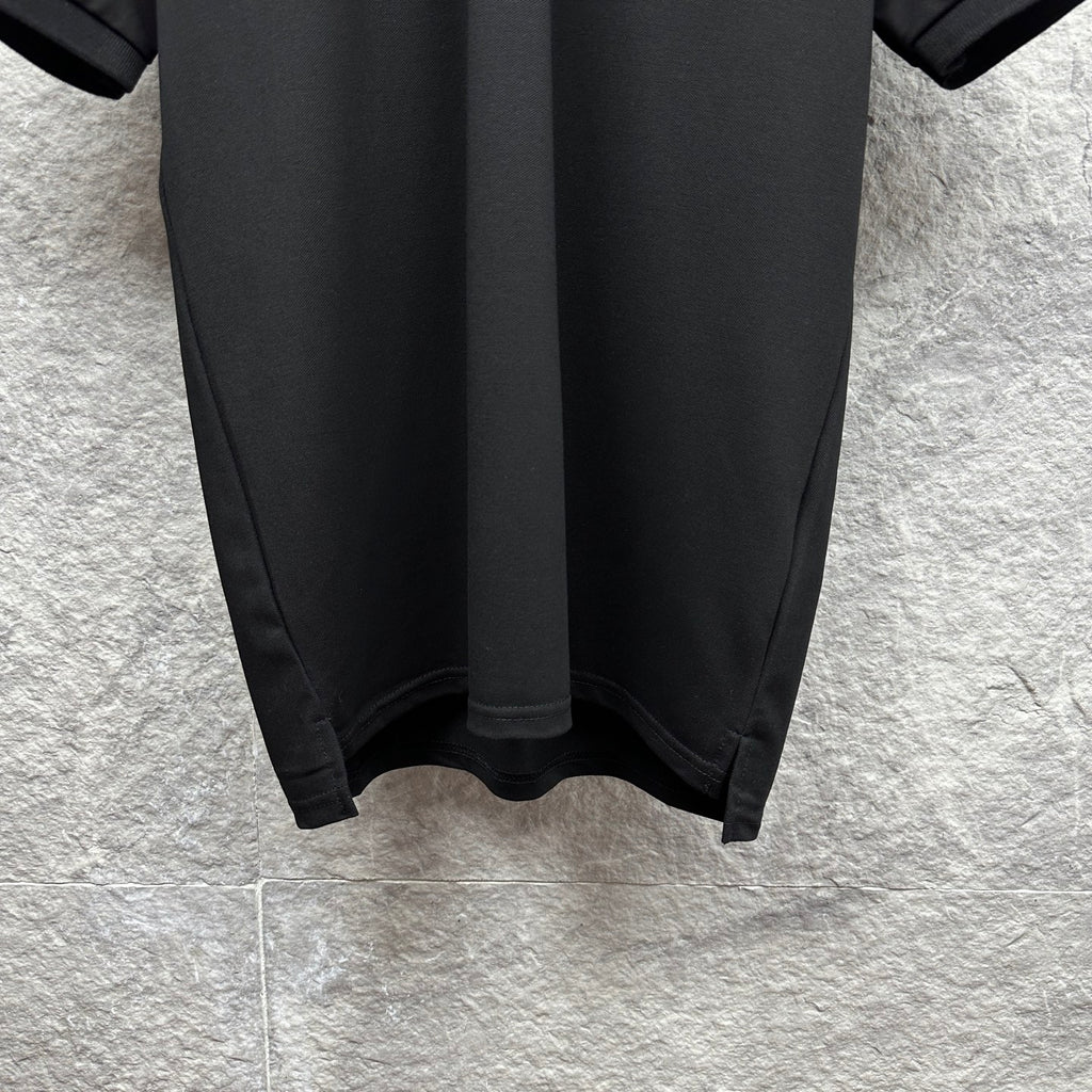 Burberry polo shirt hem and lower back, black