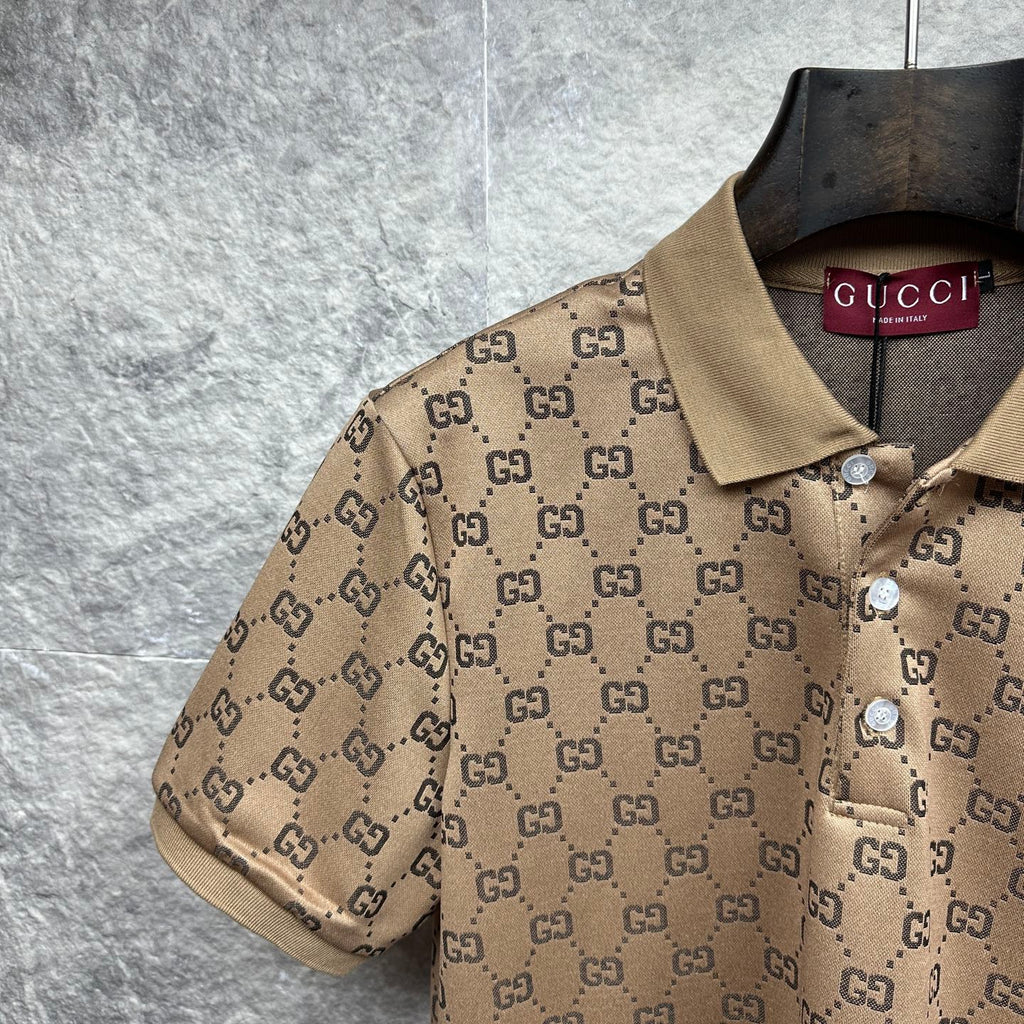 Beige GG monogram polo shirt, tan collar, logo buttons, short sleeves