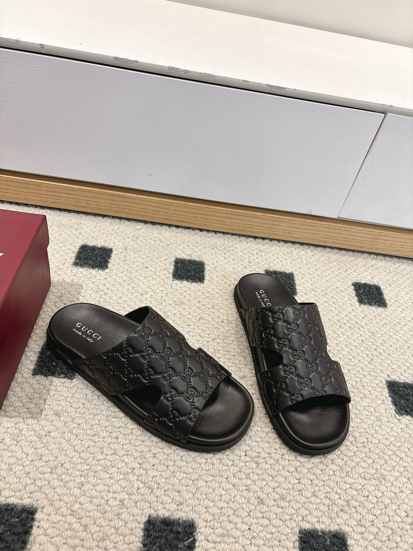 Luxury Shoes Gucci Sandals