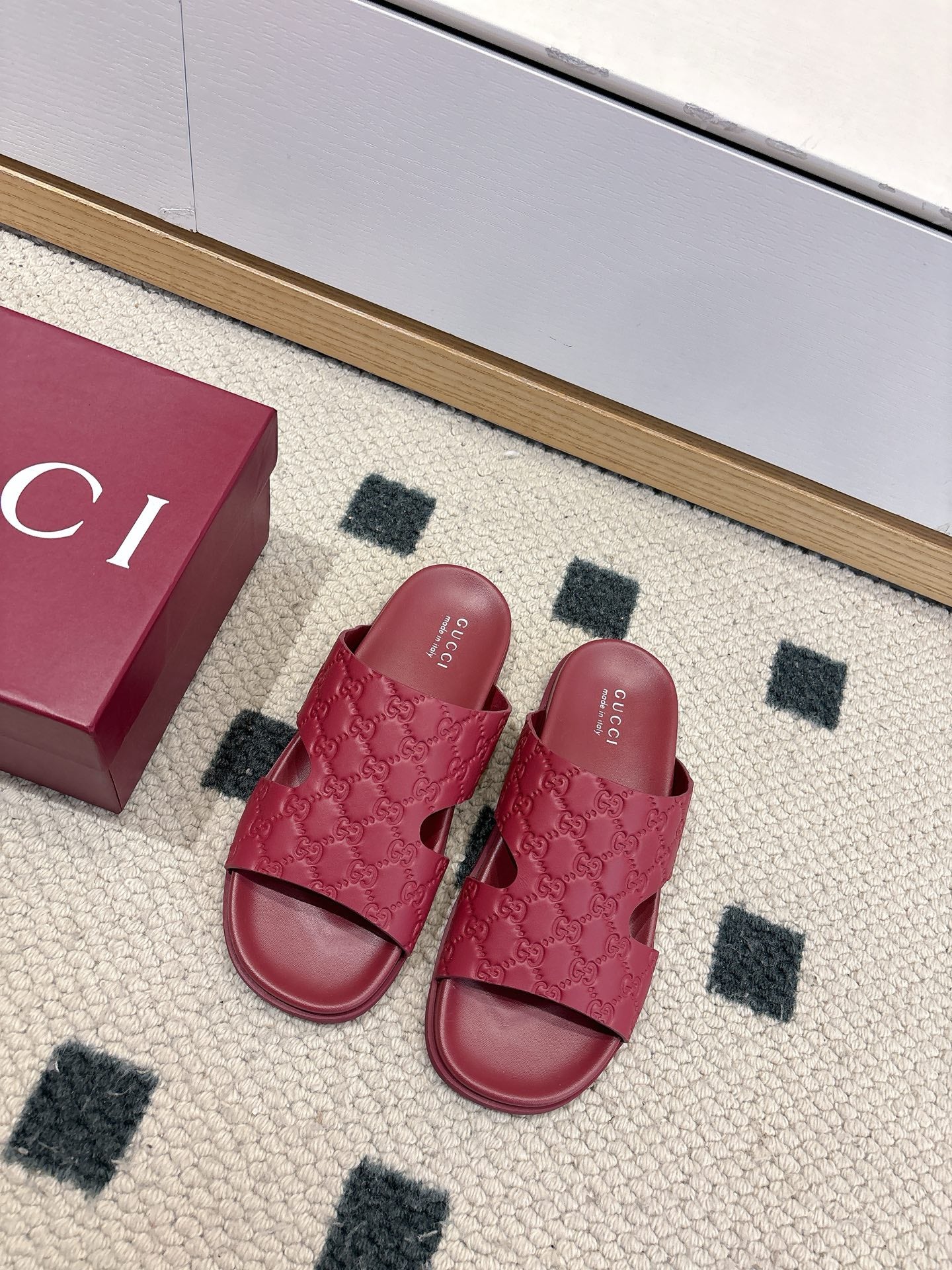 Luxury Shoes Gucci Sandals