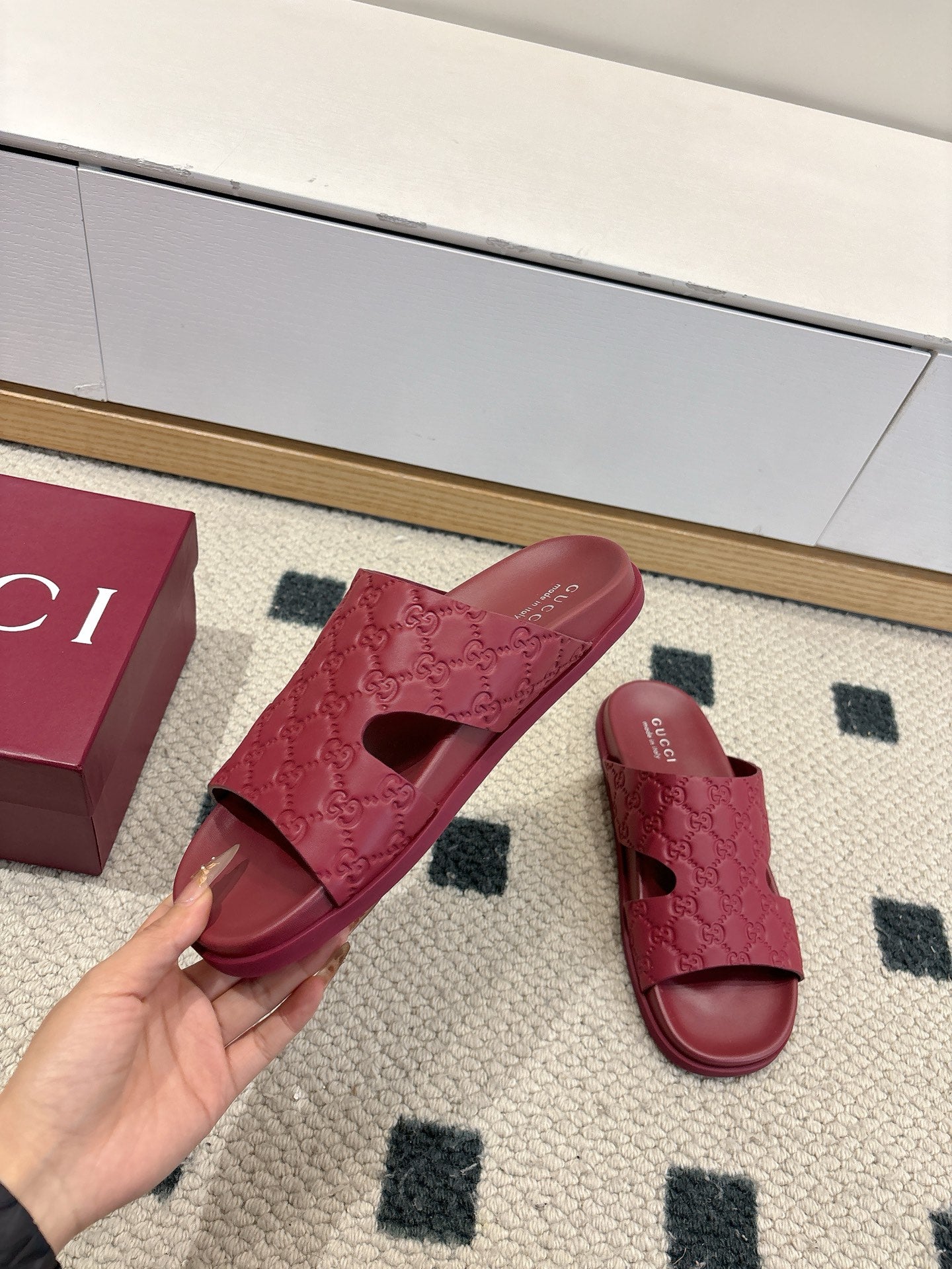 Luxury Shoes Gucci Sandals