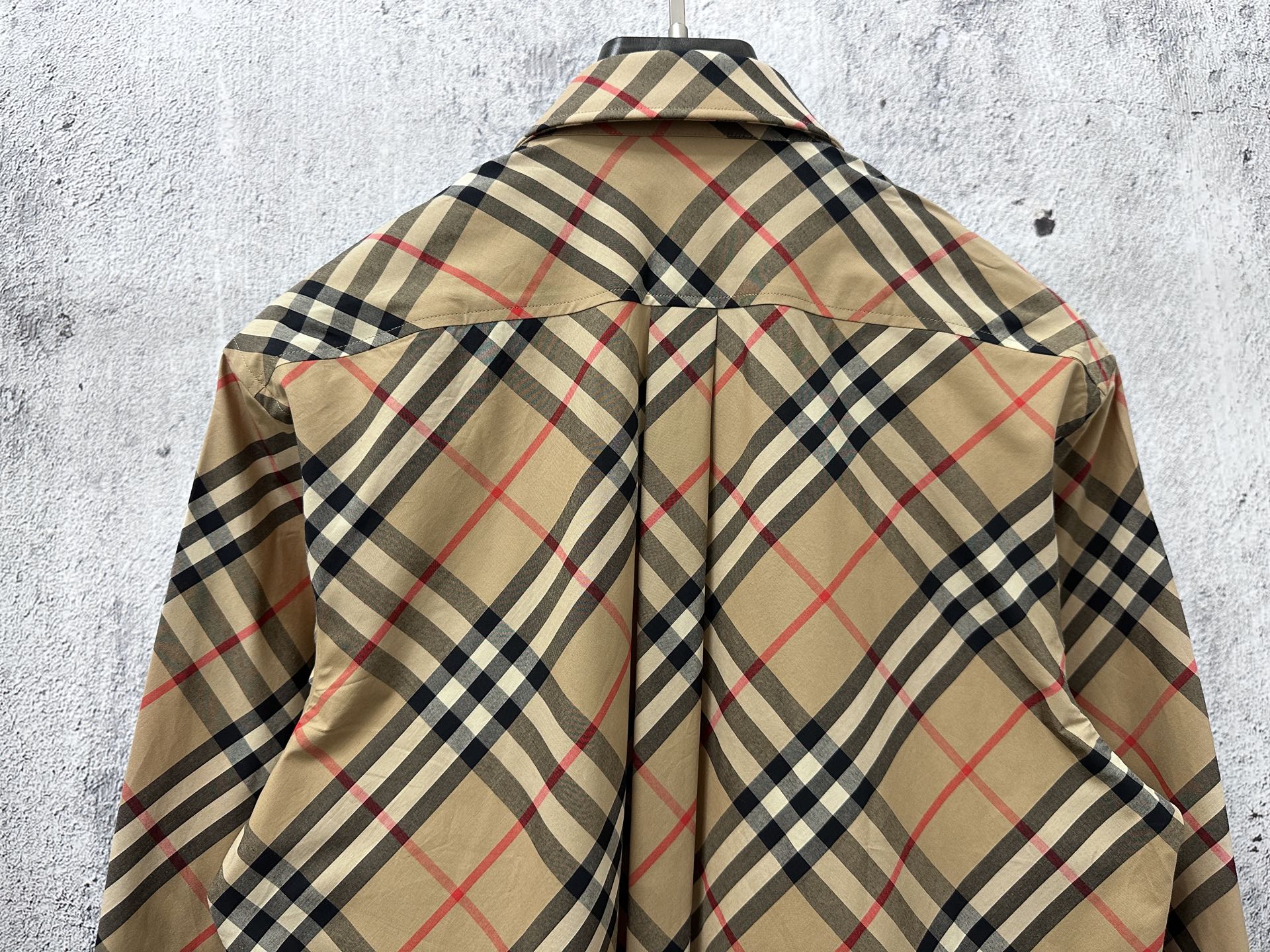 Burberry plaid long-sleeve shirt back view with yoke and beige black red check pattern