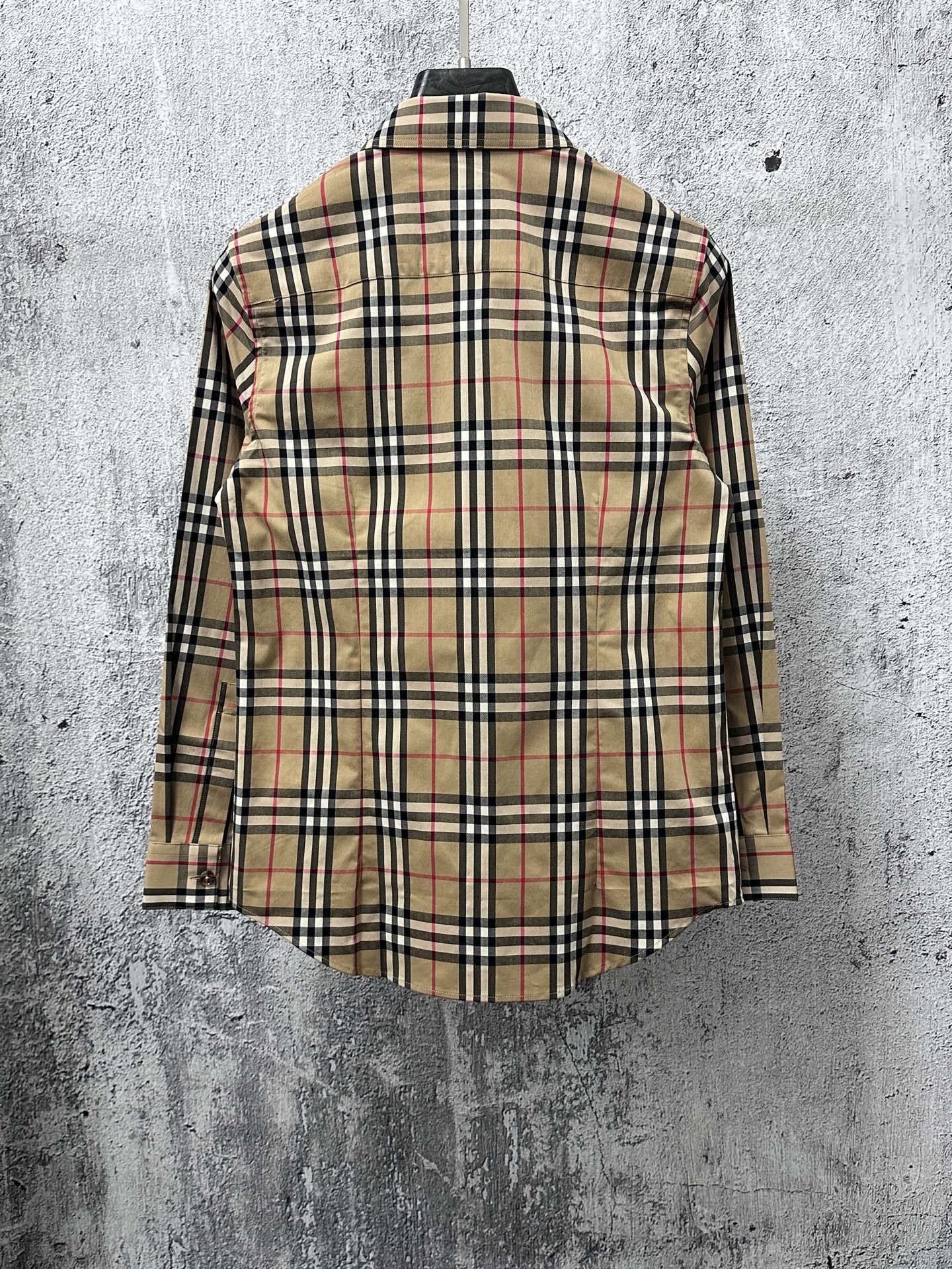 Burberry beige plaid long-sleeve shirt back view