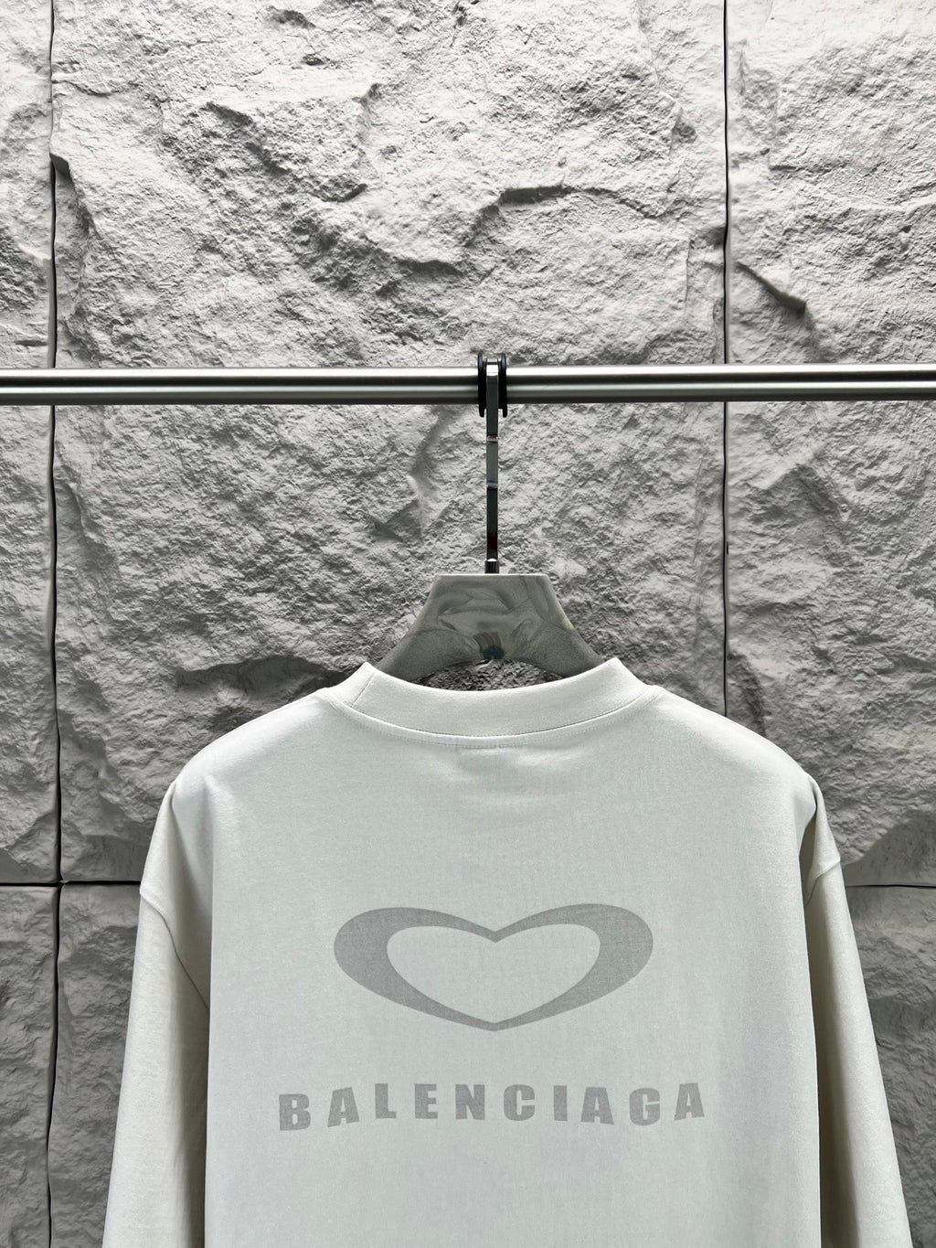 Balenciaga short-sleeve T-shirt in white, back view with heart and BALENCIAGA print