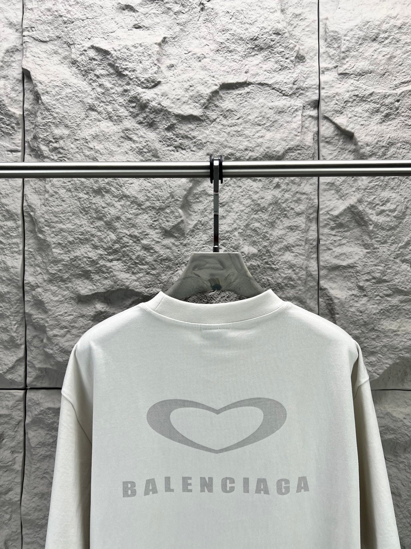 Balenciaga short-sleeve T-shirt in white, back view with heart and BALENCIAGA print