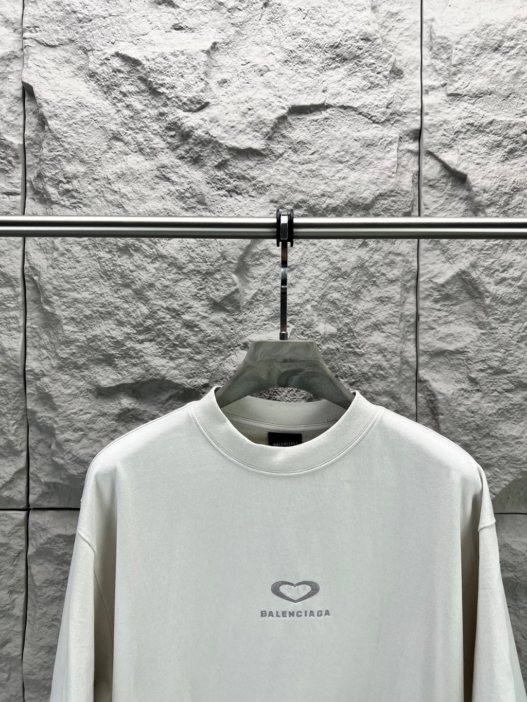 Balenciaga short-sleeve T-shirt in white with centered heart logo
