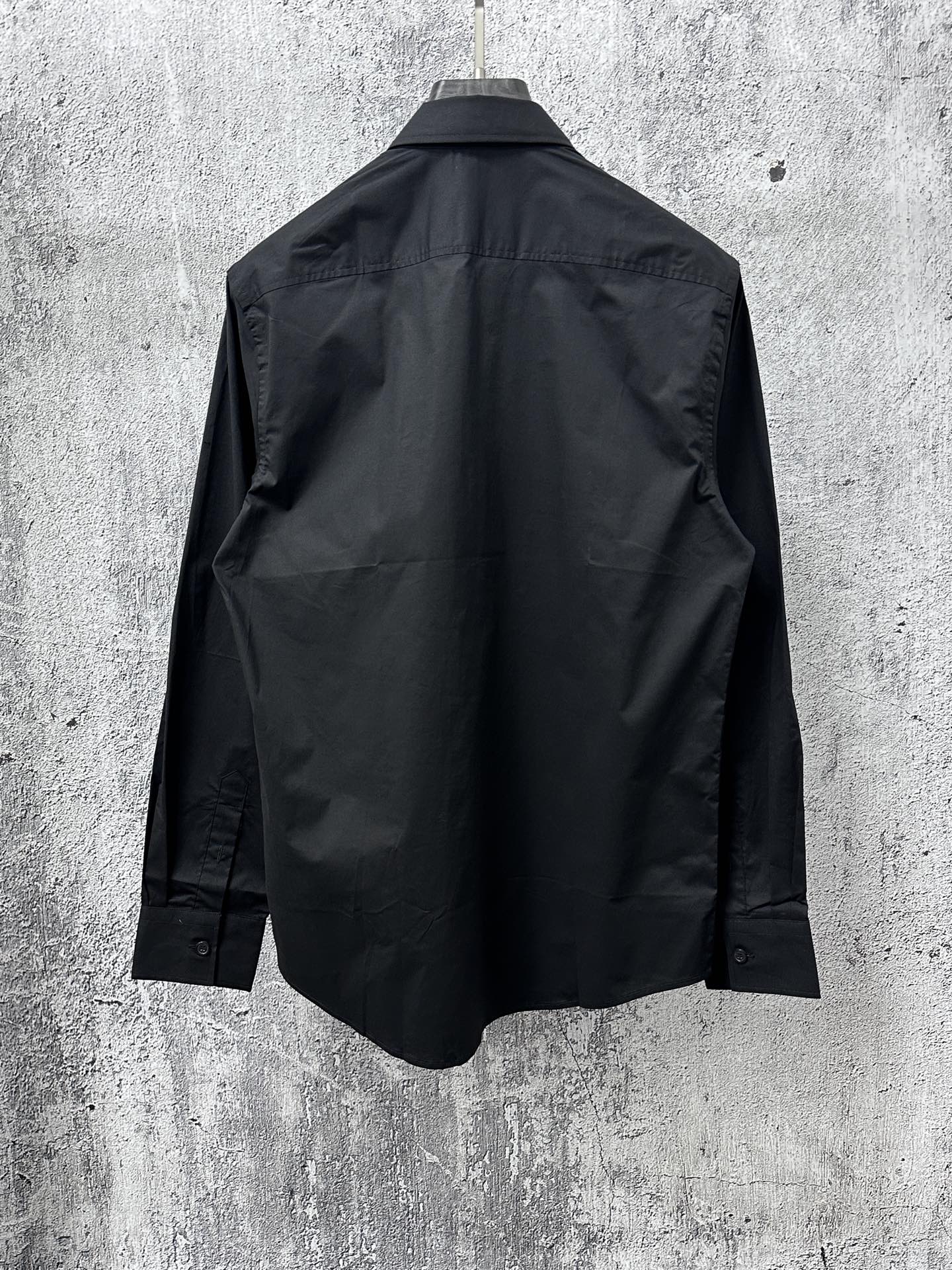 Burberry black button-front long-sleeve shirt, back view