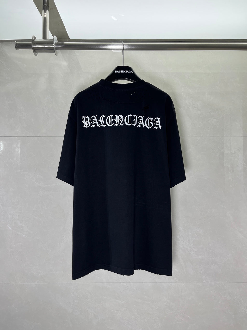 Balenciaga black short-sleeve T-shirt with BALENCIAGA logo print on chest