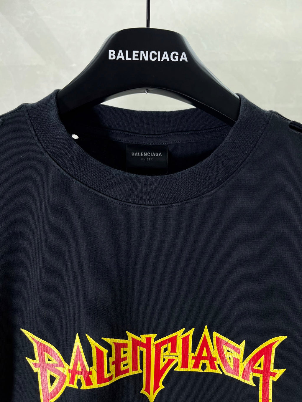 Short-sleeve T-shirt crew neck with small Balenciaga logo label at collar