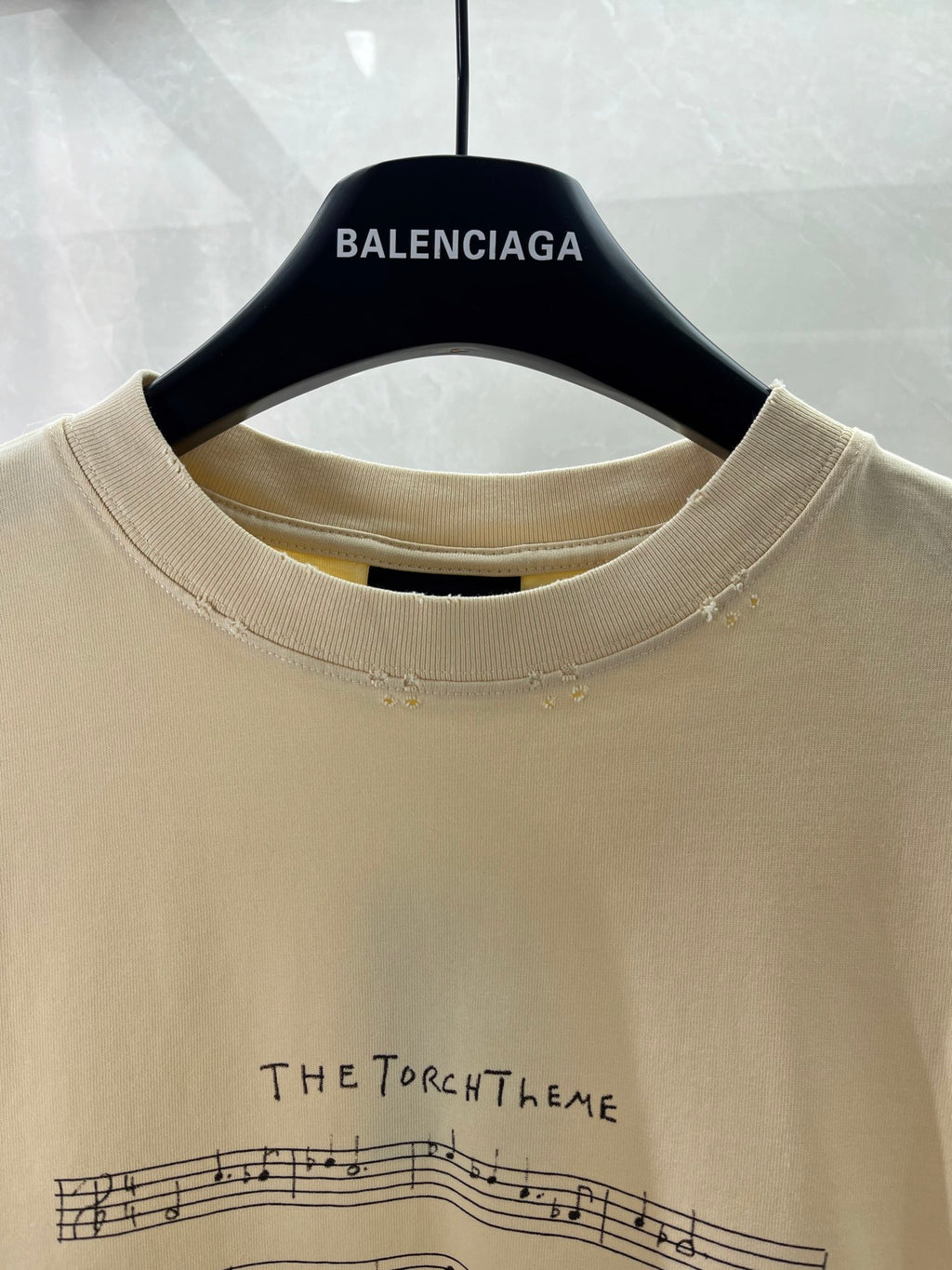 Balenciaga crewneck T-shirt collar with embroidered musical theme print