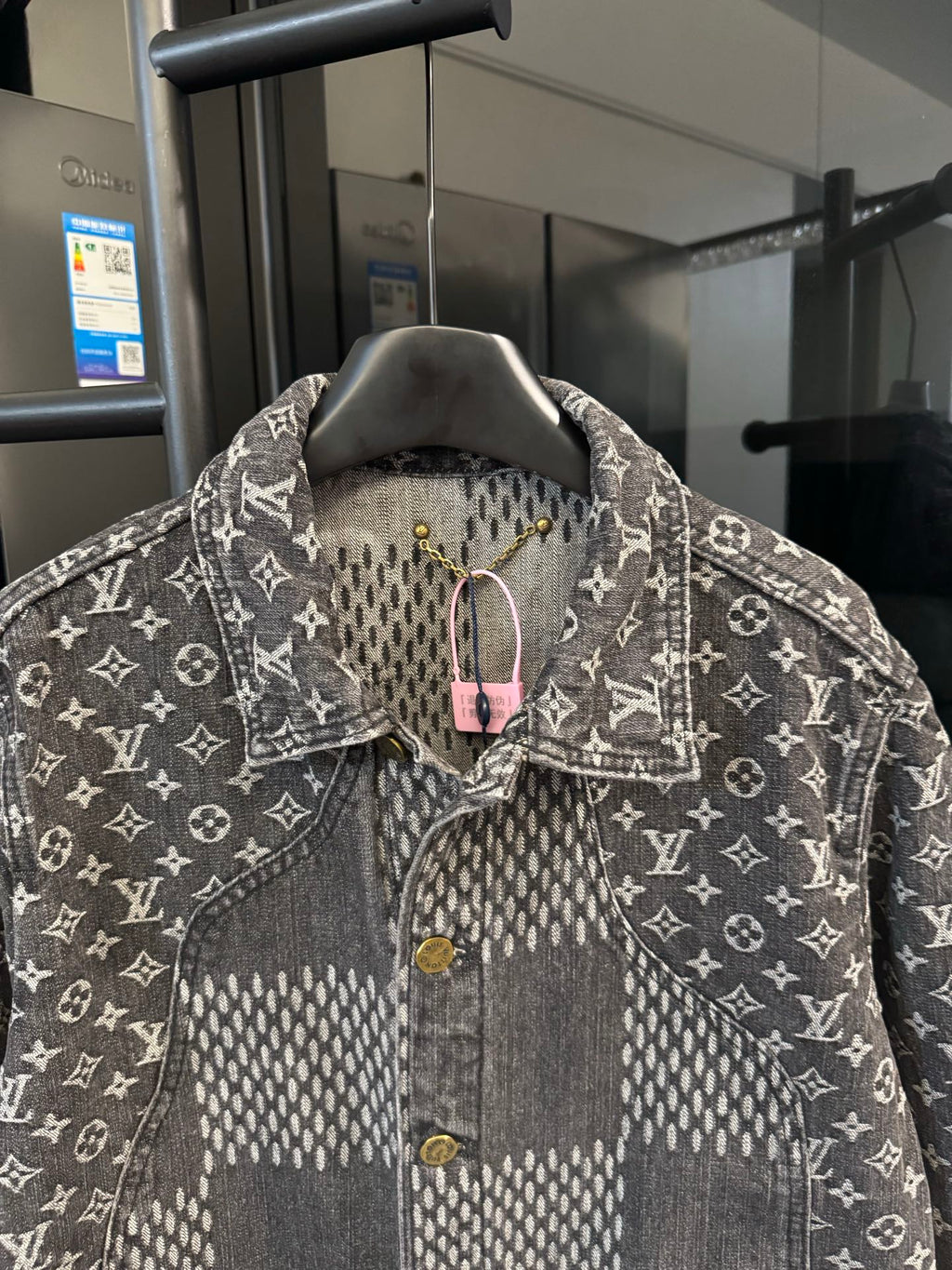 Louis Vuitton denim jacket collar with hanging tag, monogram print, gold buttons