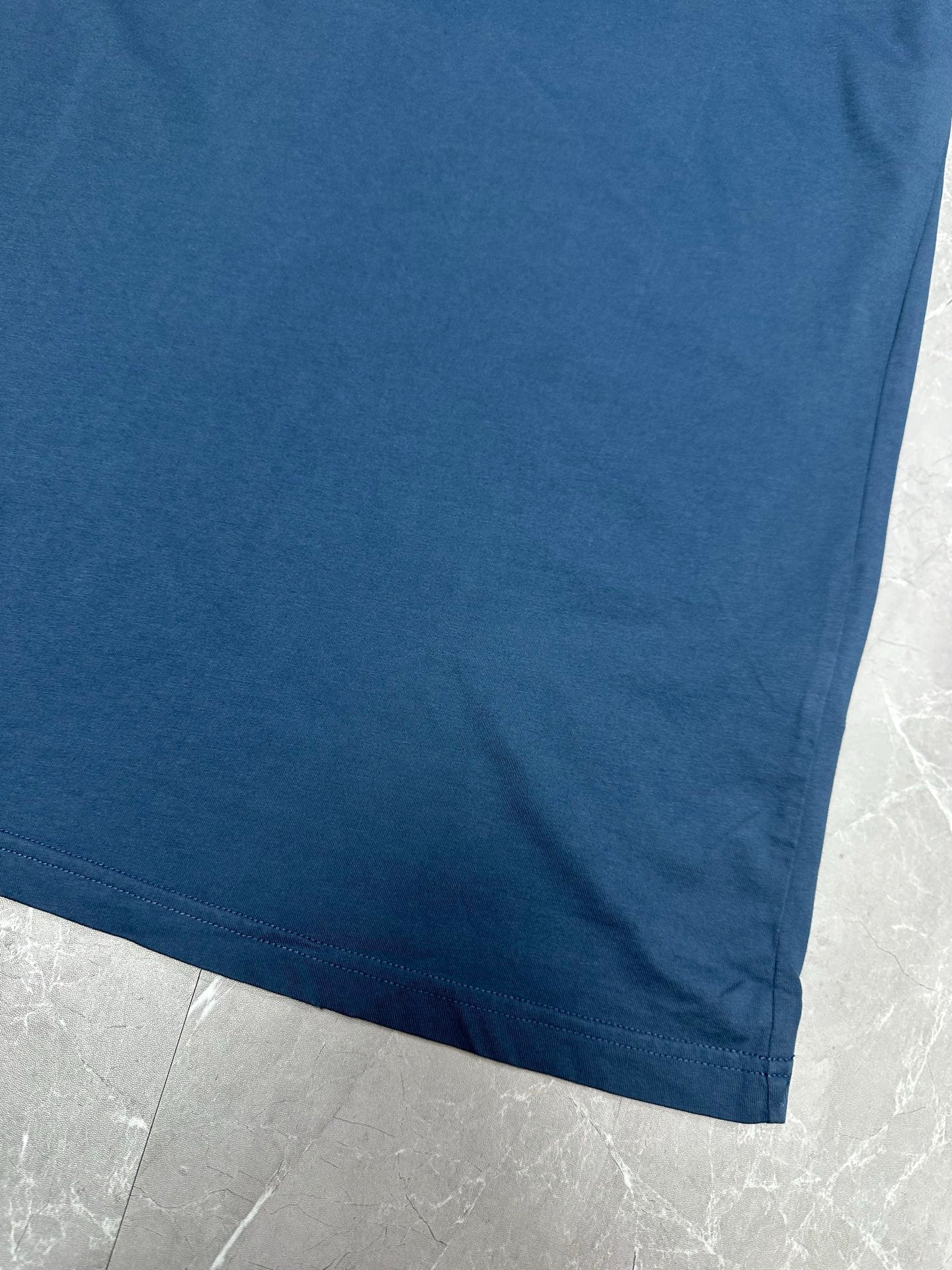 Balenciaga blue T-shirt hem with stitched edge