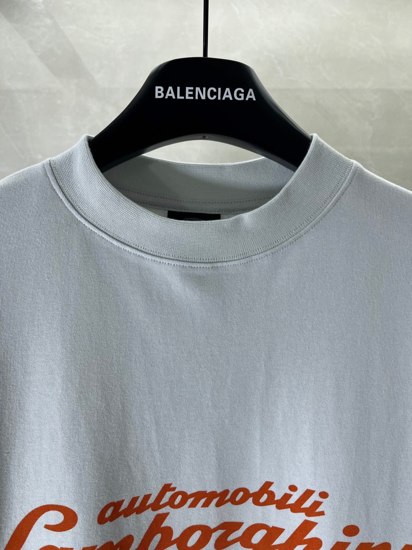 Light blue short-sleeve T-shirt neckline with BALENCIAGA neck tag