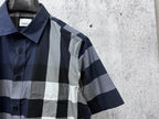 Plaid short-sleeve shirt collar with button front in navy and white