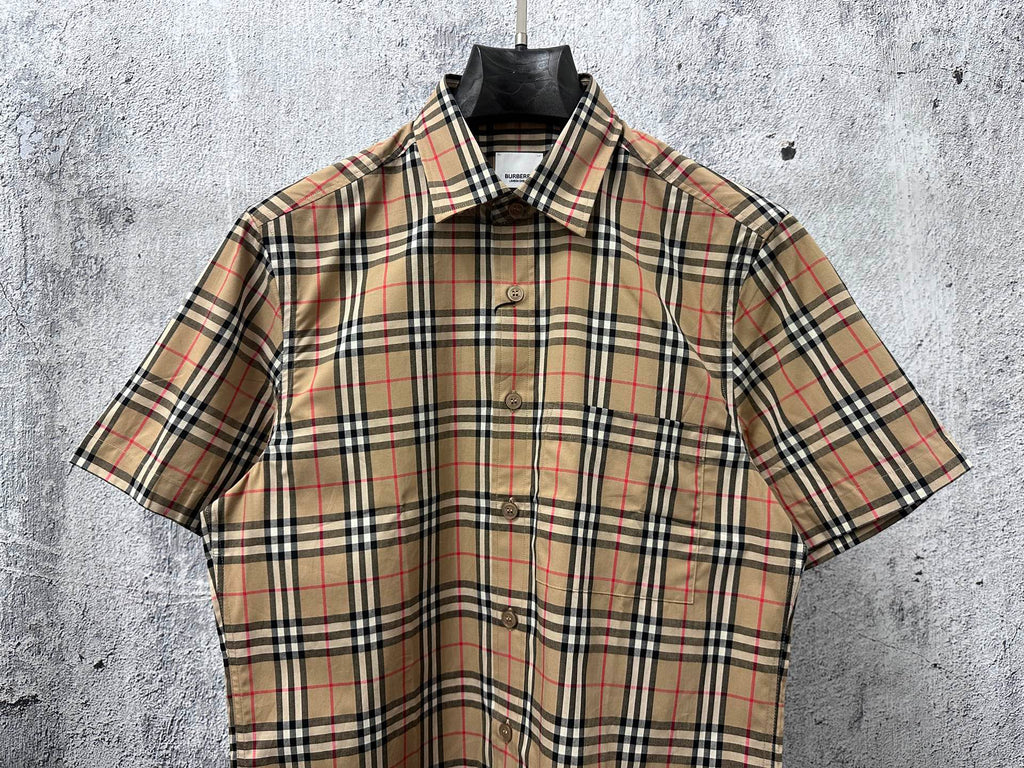 Plaid short-sleeve button-up shirt with chest button placket, beige black and red