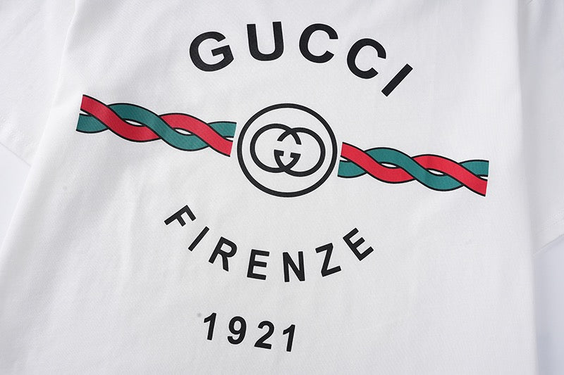 White Gucci short-sleeve T-shirt with multicolor “GUCCI FIRENZE 1921” logo