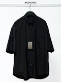 Men's short-sleeve button-up shirt, black, with front button placket and chest pocket