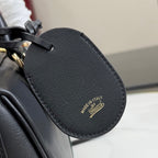 Gucci bag accessory pouch in black pebbled leather, Made in Italy logo label