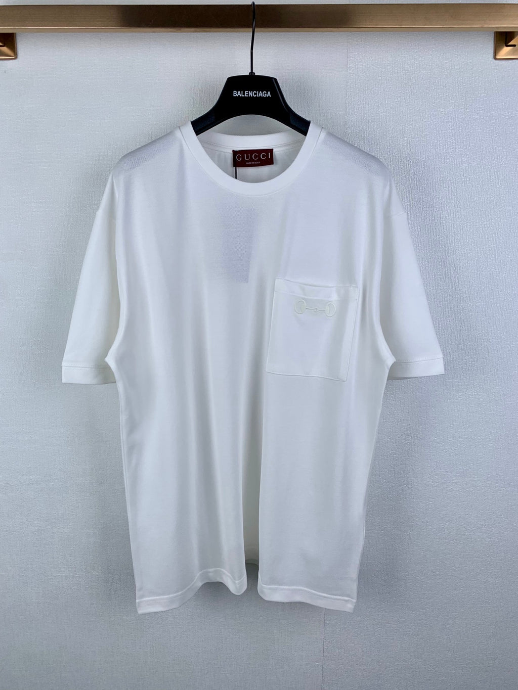 Gucci white crew-neck short-sleeve T-shirt with front pocket
