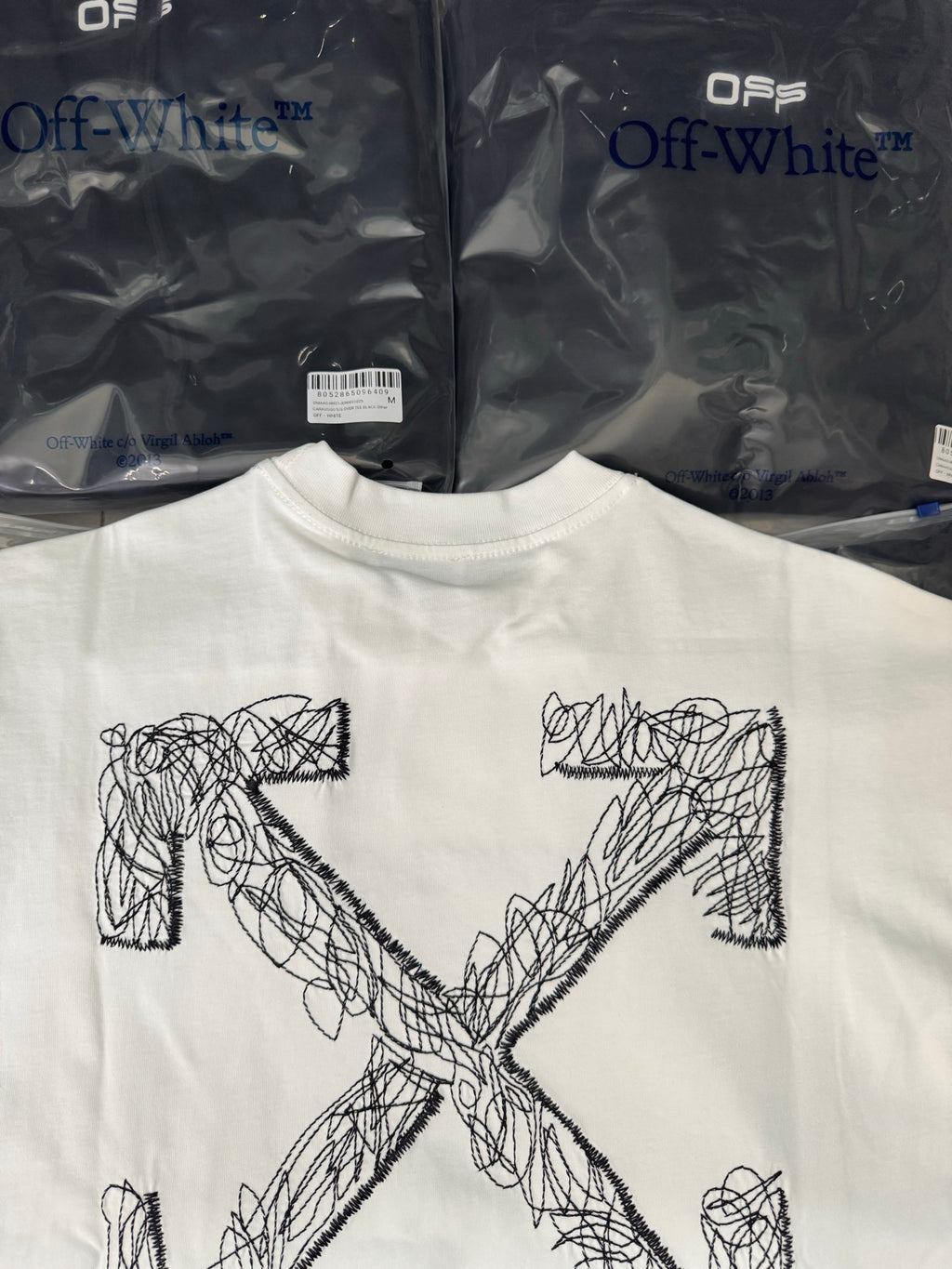 Off-White off-white T-shirt with large X-cross line-art graphic
