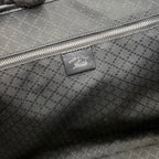 Gucci tote bag inner logo patch on patterned zip pocket
