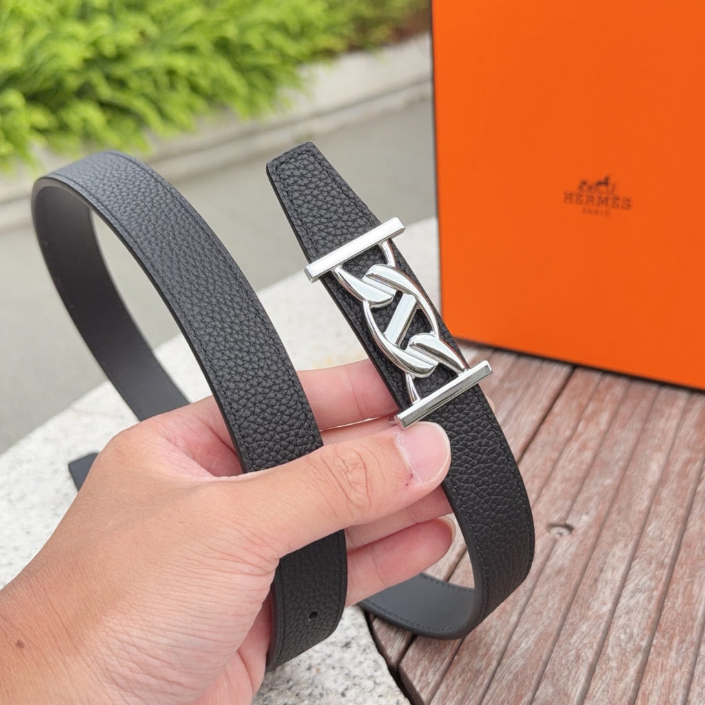 Hermes black leather belt with silver-tone H buckle, two strap loops visible