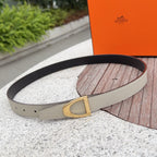 Hermes belt, light beige textured leather with gold-tone buckle