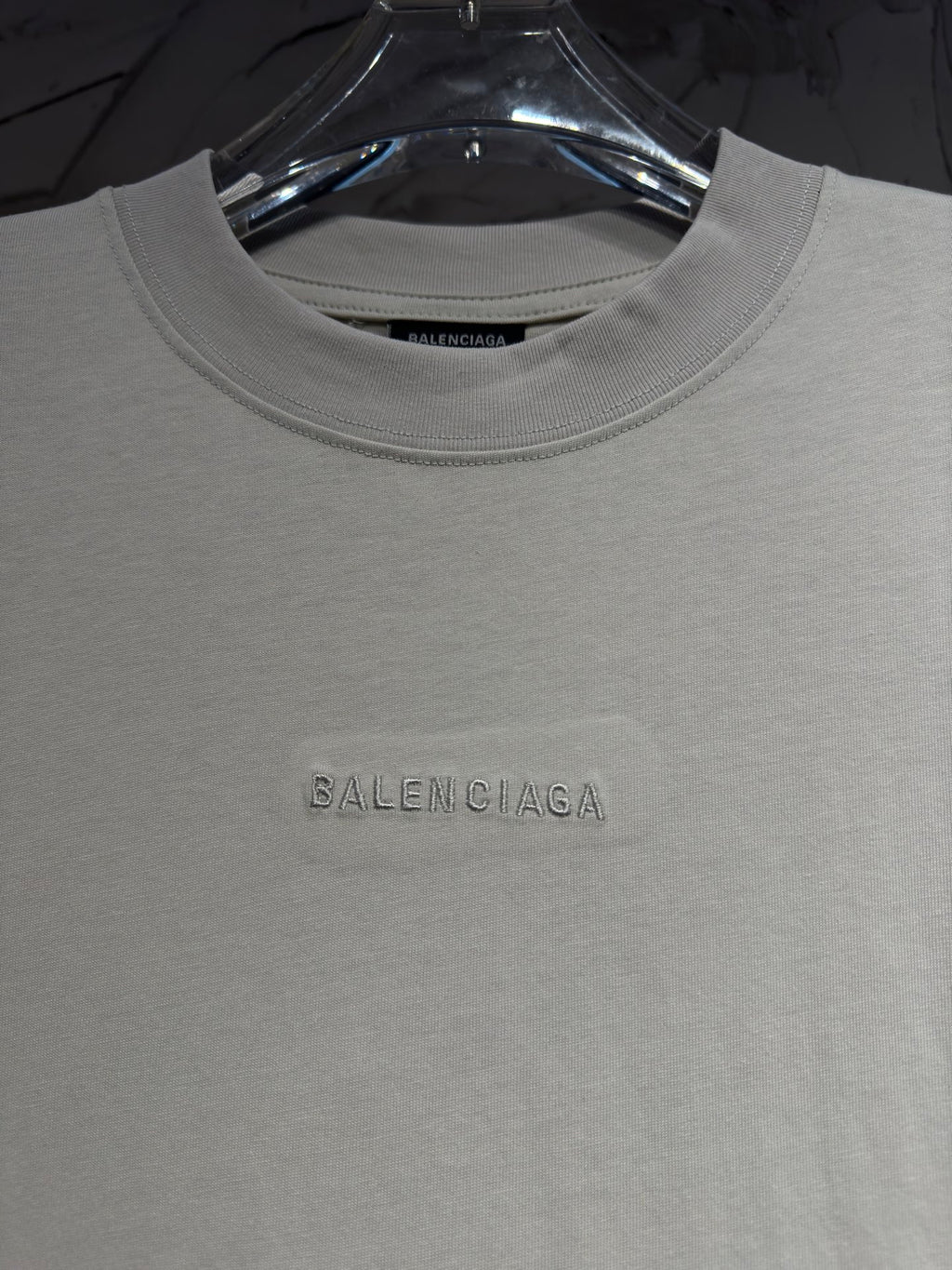 Balenciaga crewneck T-shirt, light gray, neckline with printed logo
