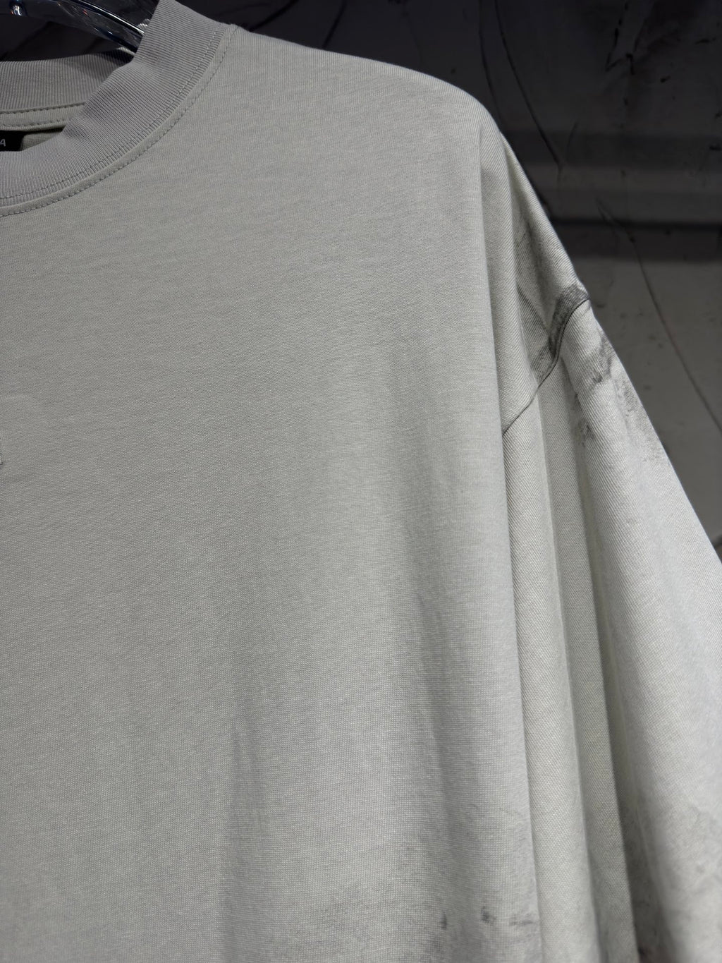 Balenciaga crewneck T-shirt in light gray, draped sleeve and rounded neckline