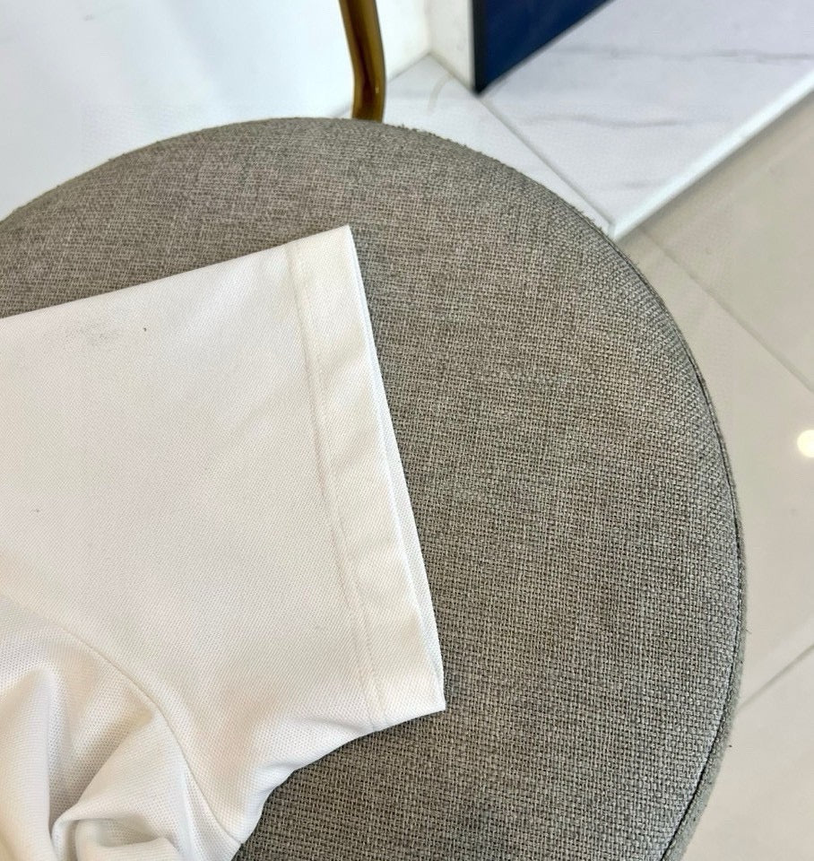 Off-white Burberry polo shirt shoulder and sleeve cuff seam