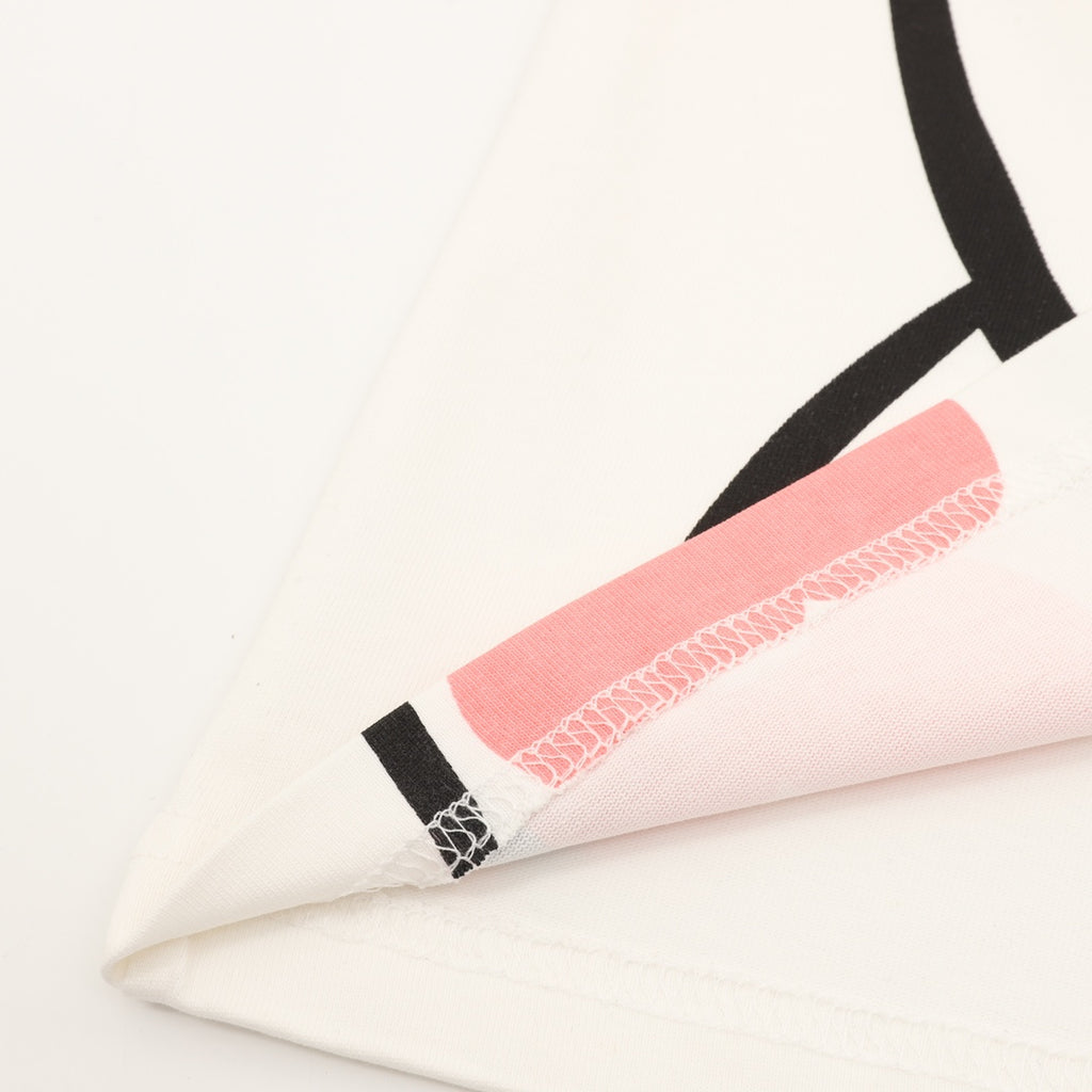 White Gucci T-shirt hem with pink logo stripe and lace trim