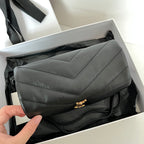 YSL Saint Laurent leather shoulder bag, black, quilted flap close-up
