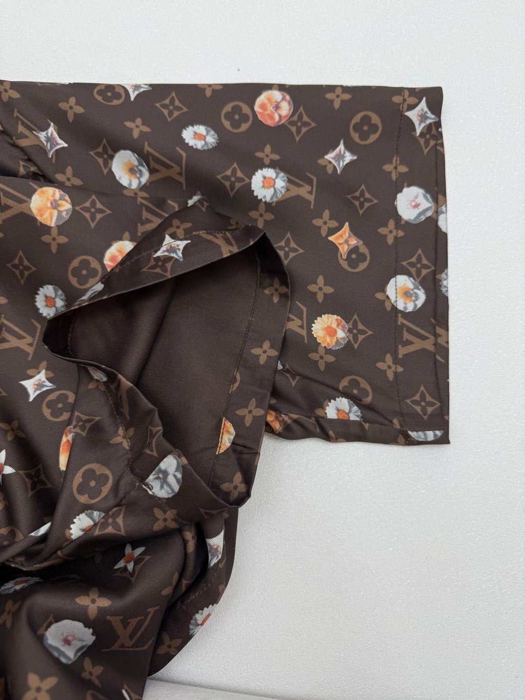 Louis Vuitton short-sleeve shirt, dark monogram print with floral motifs, draped sleeve