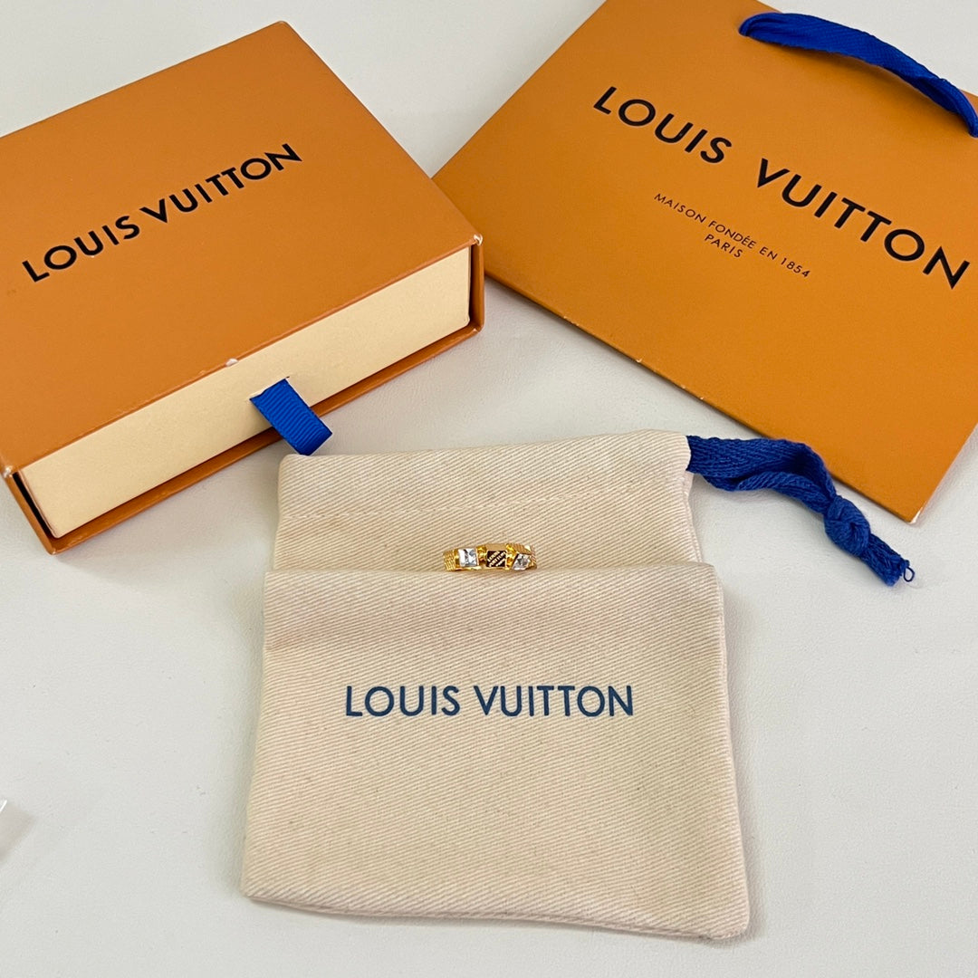 Louis Vuitton Accessories