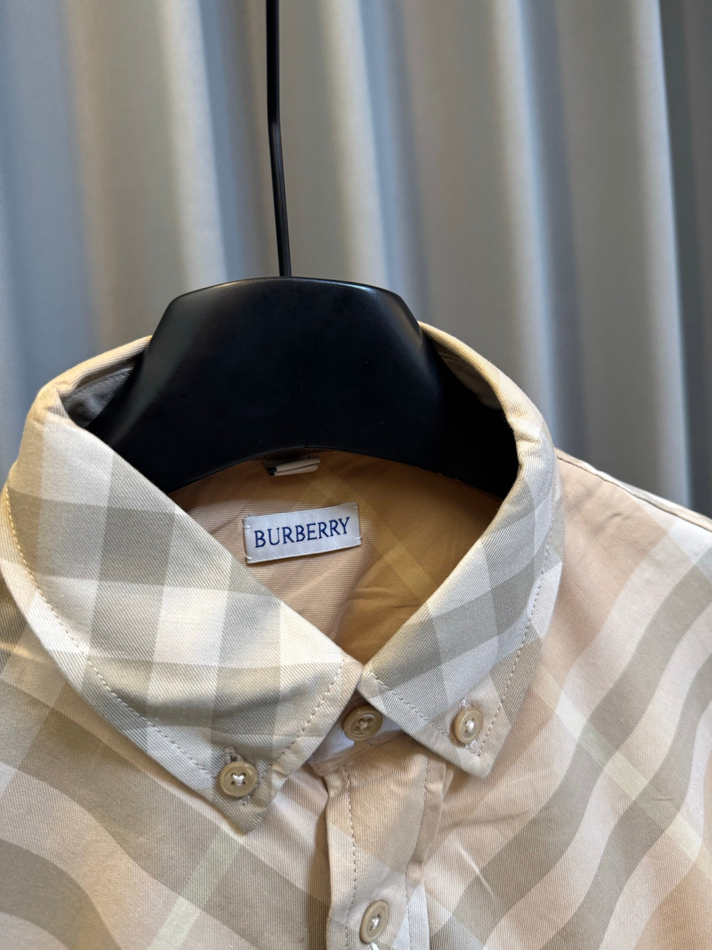 Burberry short-sleeve plaid shirt neckline with interior neck label
