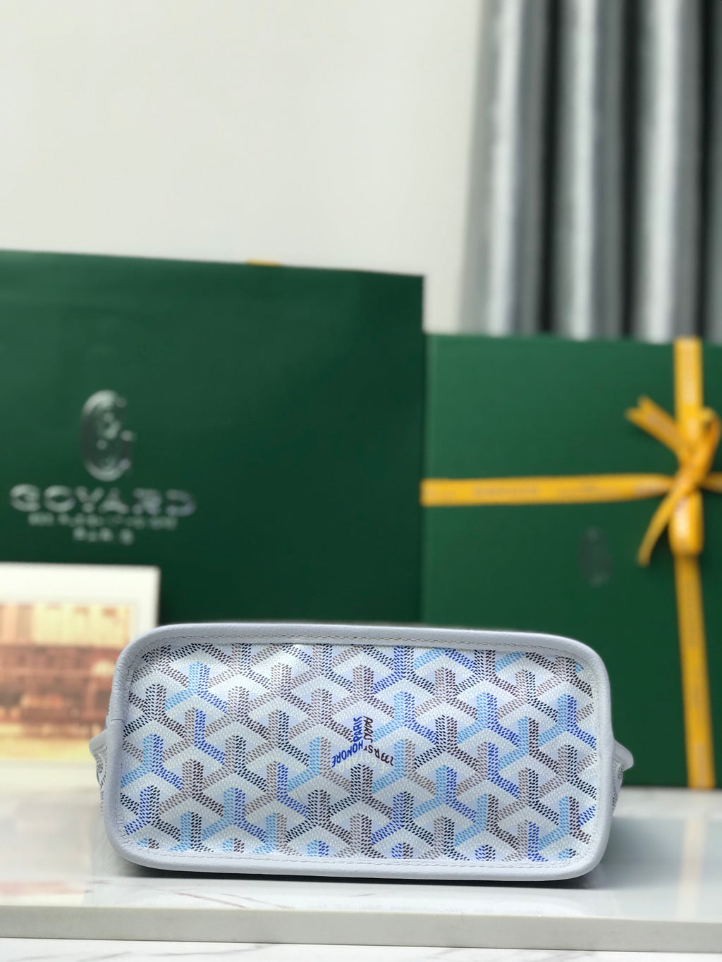 Goyard zipped pouch bag with blue and white monogram pattern