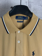 Polo shirt collar with button placket and embroidered Ralph Lauren logo