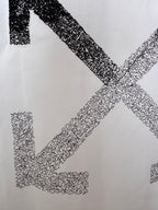 OffWhite™ T-shirt graphic detail, off-white with cross arrows textured pattern