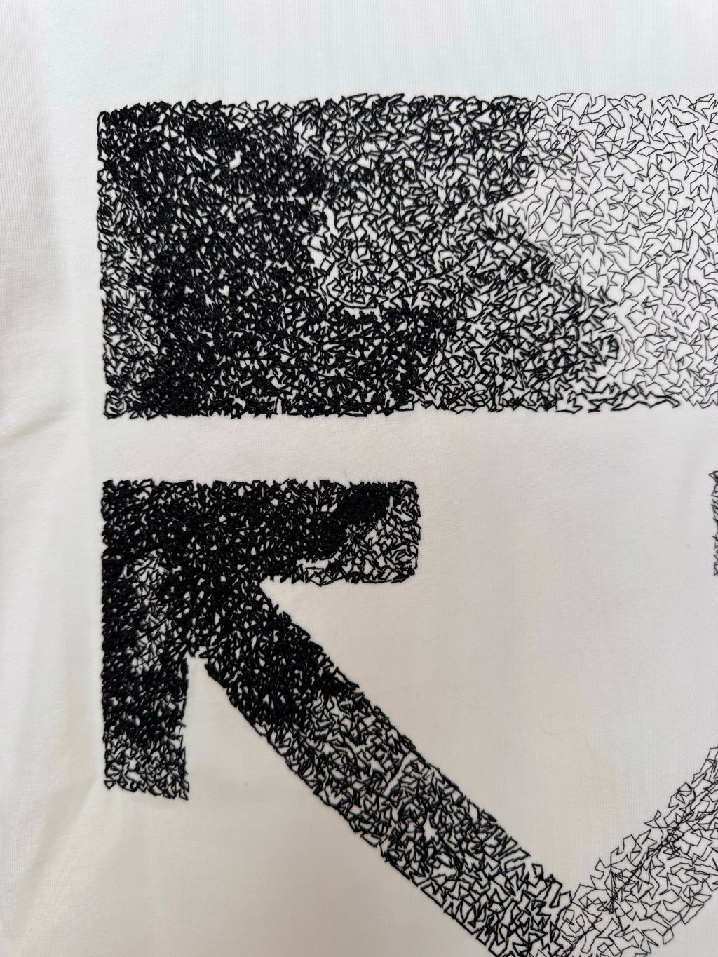 OffWhite™ T-shirt graphic, off-white with black and light arrow shapes