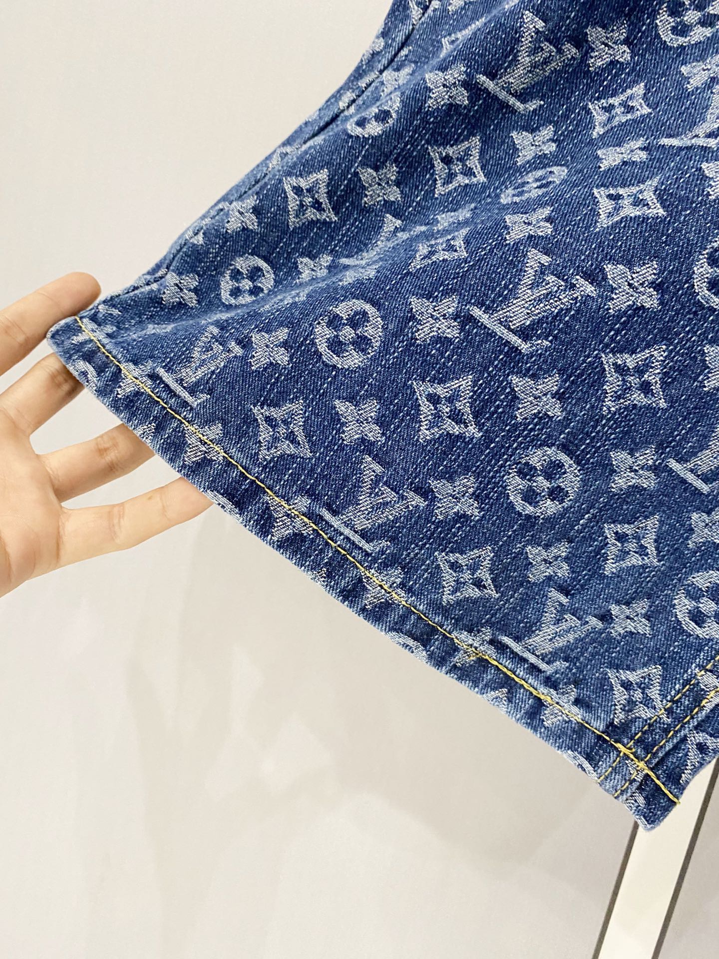 Louis Vuitton Clothes short