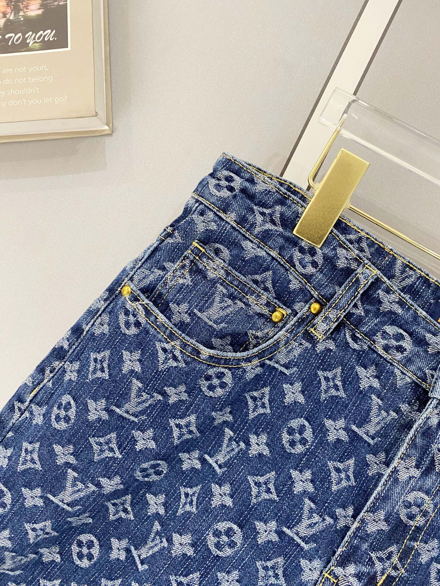 Louis Vuitton Clothes short