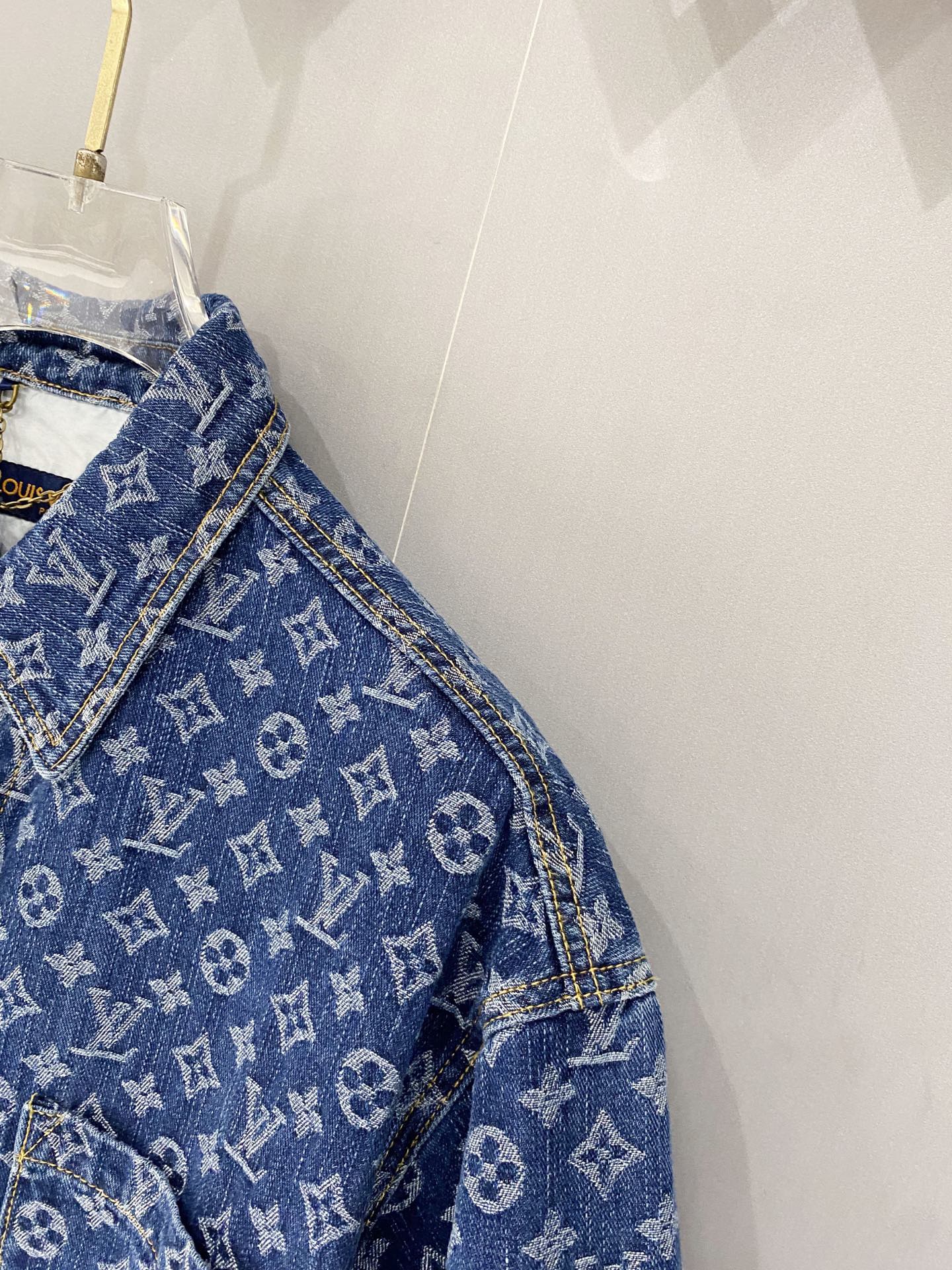 Louis Vuitton Clothes short