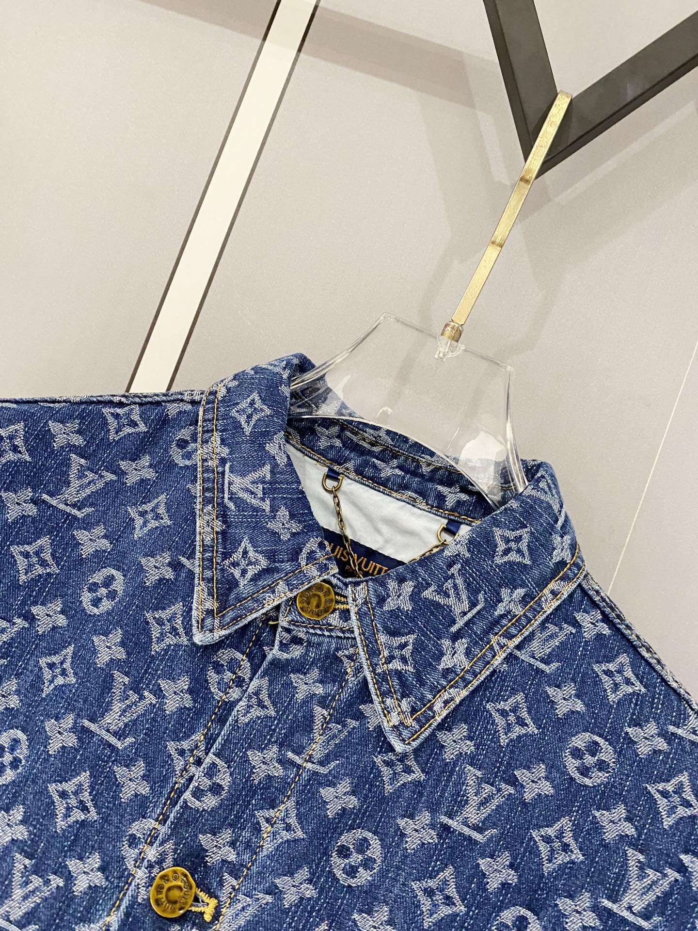 Louis Vuitton Clothes short