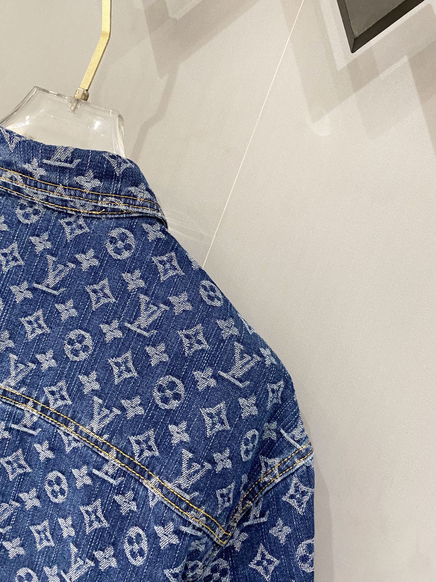 Louis Vuitton Clothes short