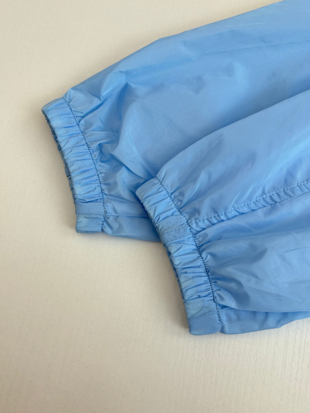 Burberry light blue long jacket sleeve with gathered cuff
