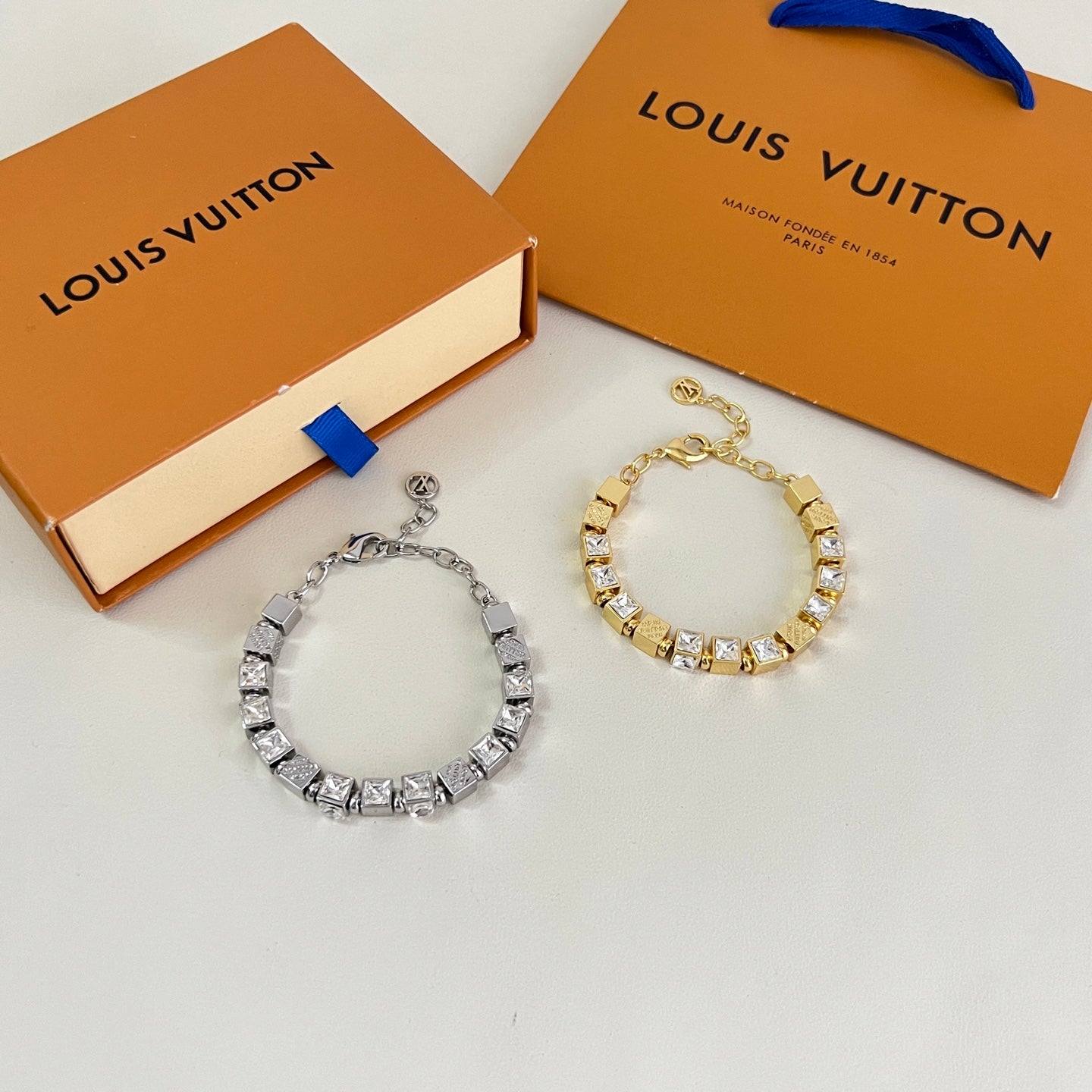 Louis Vuitton Accessories