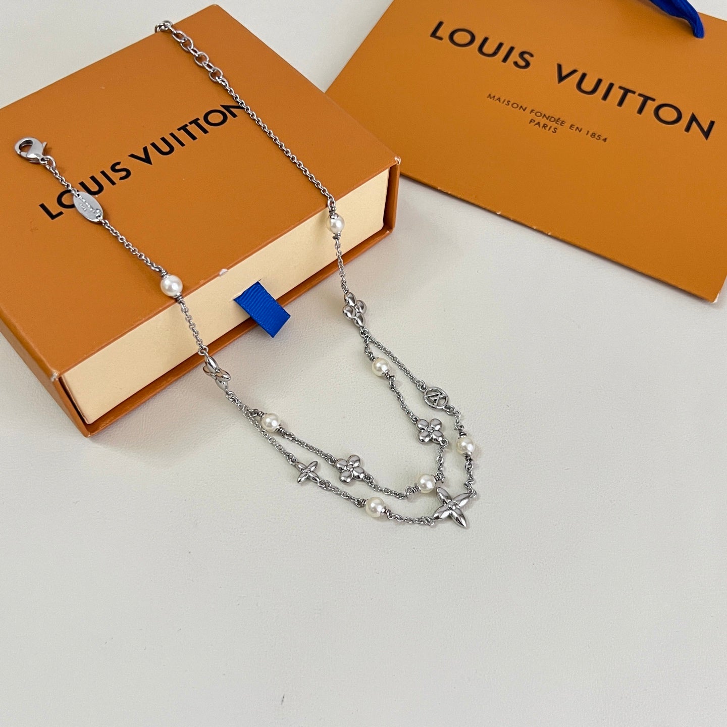 Louis Vuitton Accessories